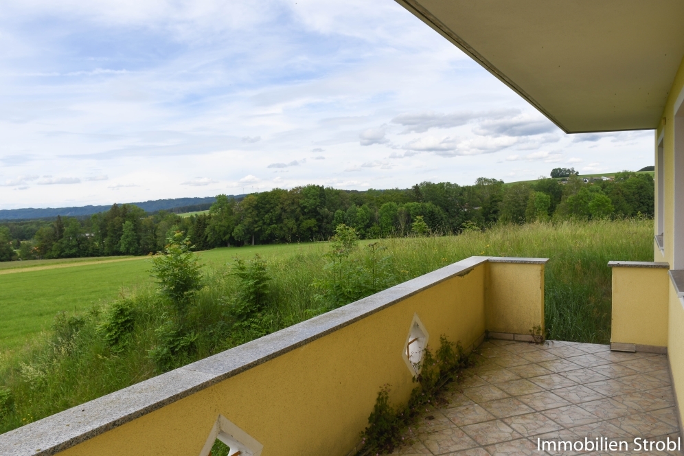 Haus in Naturlage in Lochen am See.